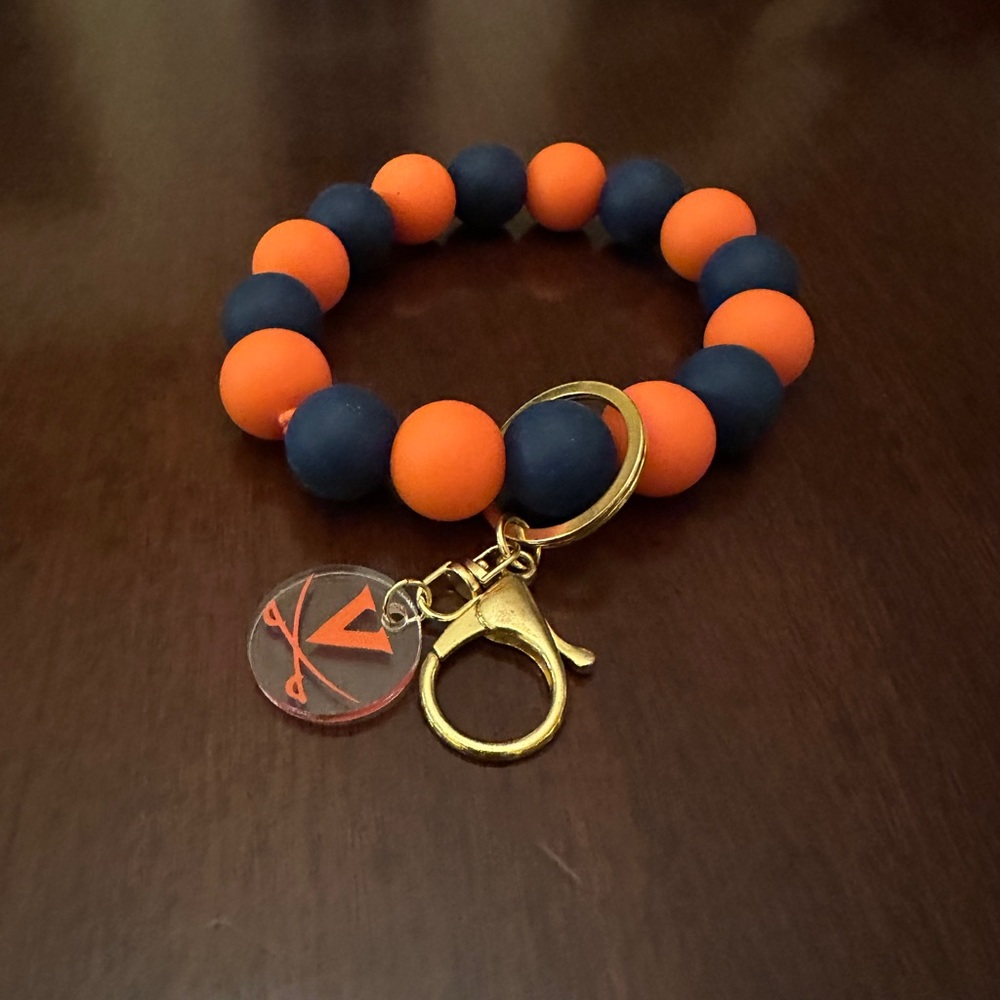 NWT University of Virginia (UVA) keychain band.